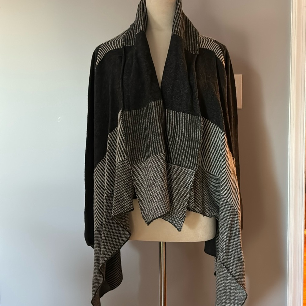 Mercer & Madison women’s knit sweater size S
